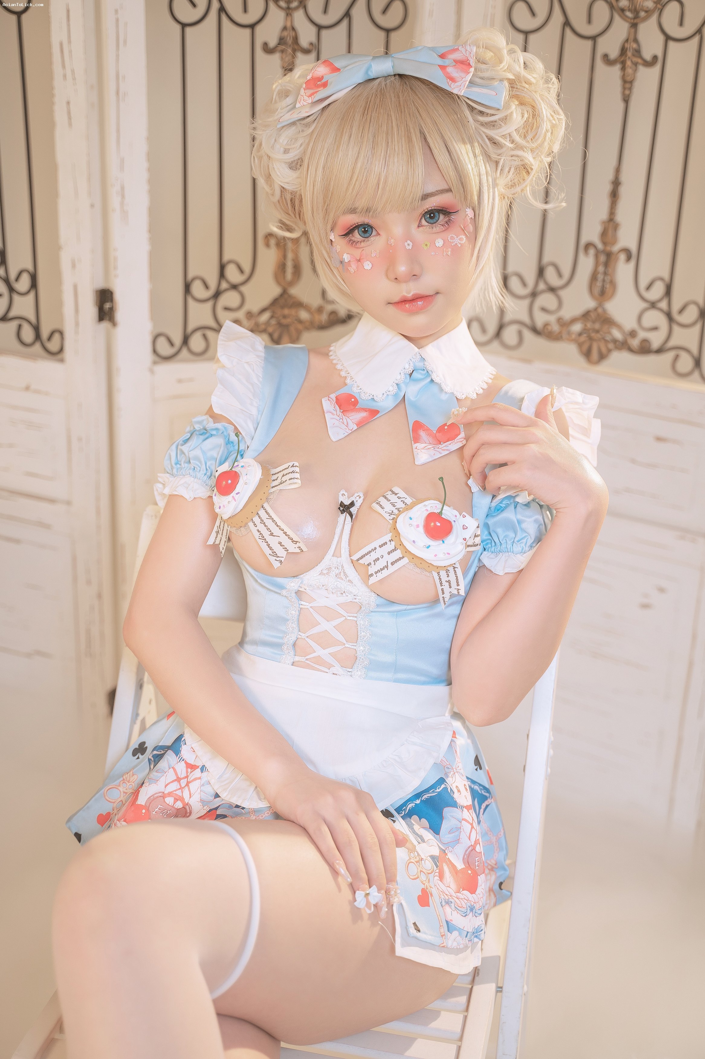 图库-【網路收集系列】Nekoko Yoshi - Alice in Wonderland Nude Cos